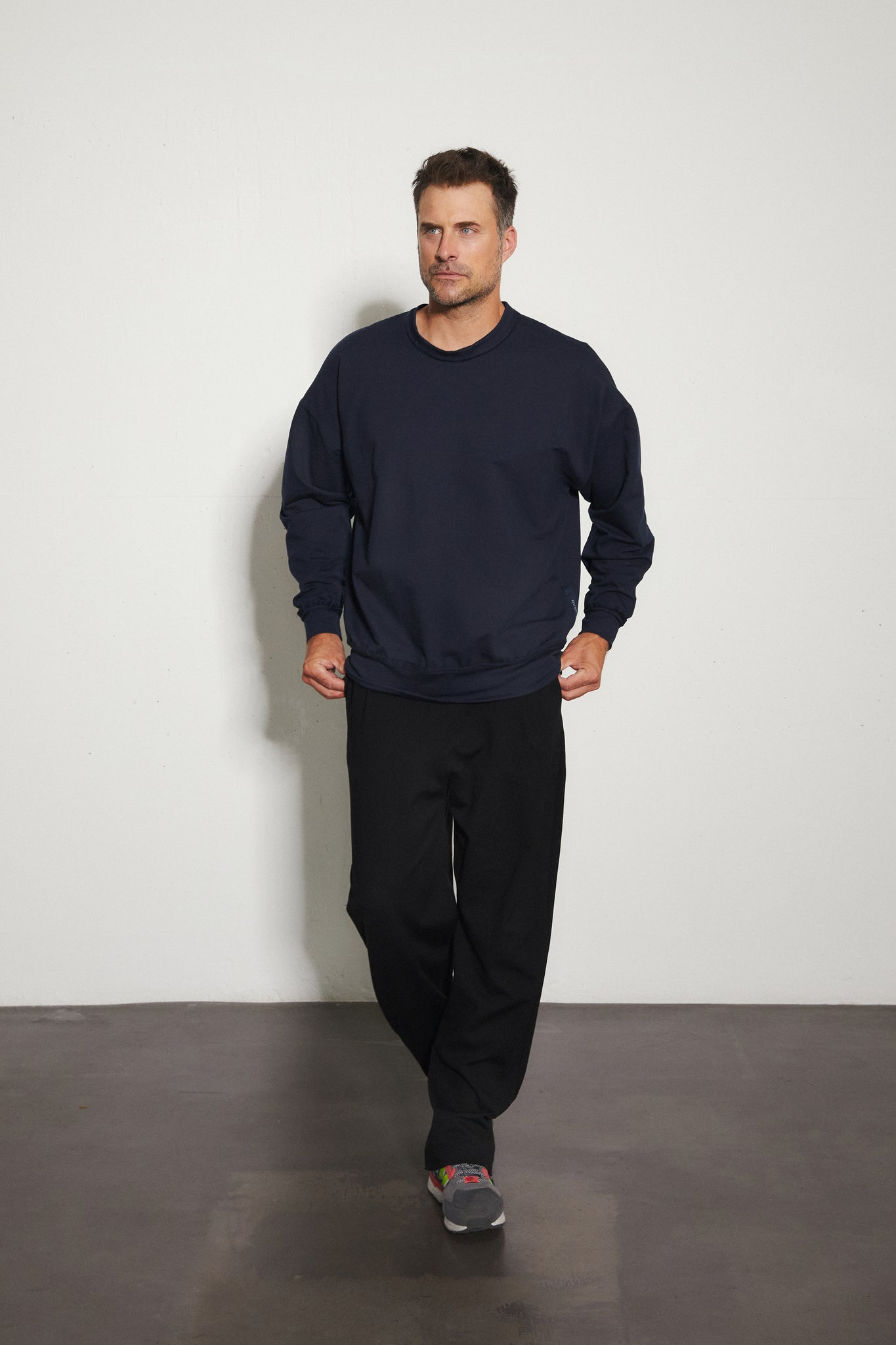 Pullover Sweatshirt loose | LOOK M05